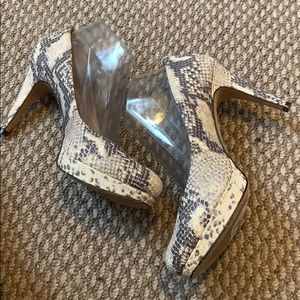 Vince Camuto snake skin heels